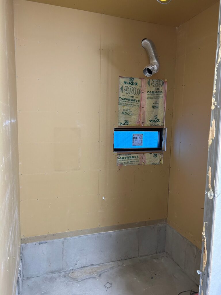 バスルームリフォーム中